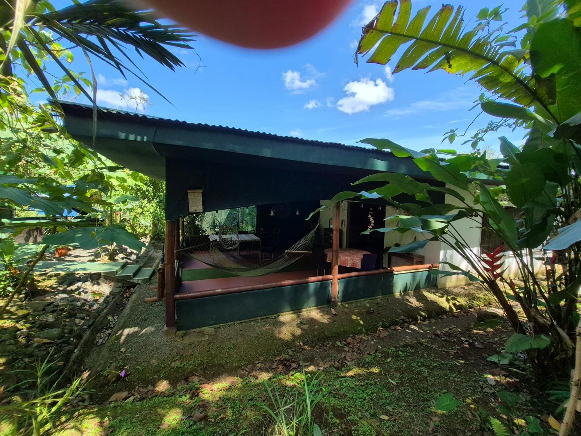 Centro Ananda Bed & Breakfast Guápiles Dış mekan fotoğraf